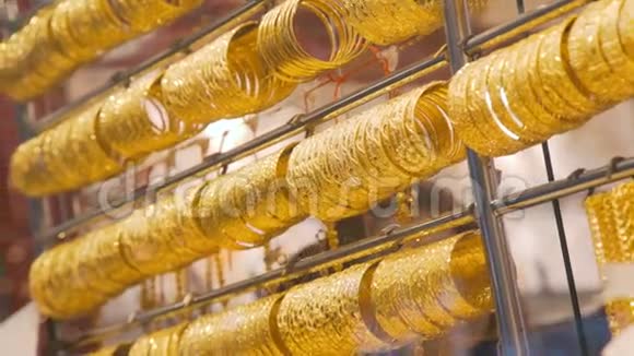 阿联酋的黄金阿拉伯市场黄金市场视频的预览图