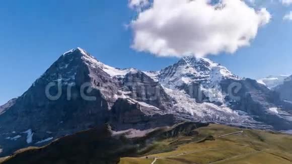 EigerMonch和Jungfrau时间推移视频视频的预览图