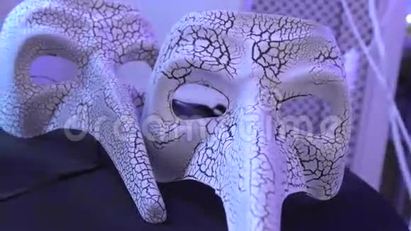 嘉年华半面具长鼻子视频的预览图