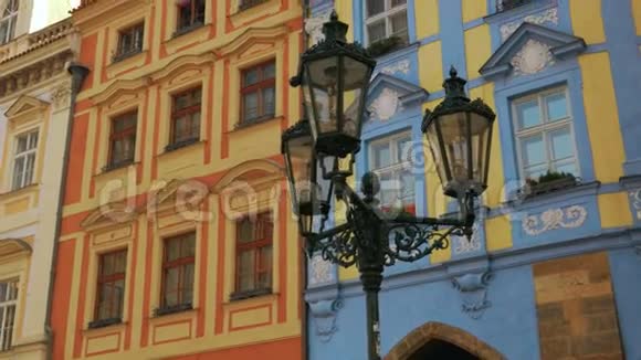 布拉格老城广场建筑细节视频的预览图