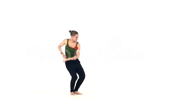 专业社交拉丁舞女郎视频的预览图