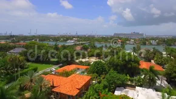 空中天桥之旅棕榈岛迈阿密海滩视频的预览图