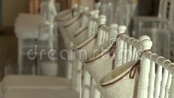 宴会厅装饰椅的景观视频的预览图