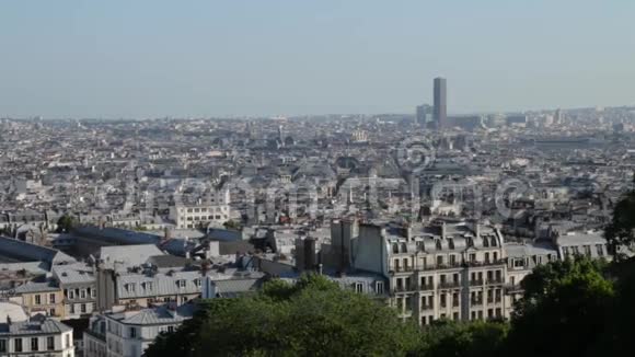 法国巴黎6月建筑物和住宅水平平底锅视频的预览图