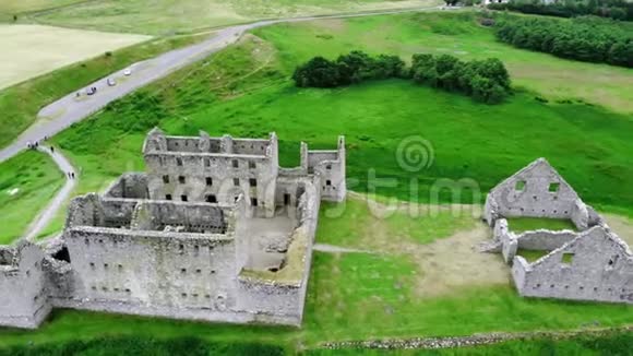 飞越苏格兰国王陛下鲁斯文军营凯恩斯国家公园视频的预览图