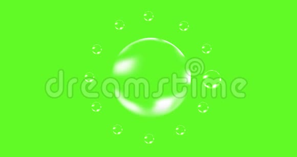 气泡球在绿色屏幕前滚动视频的预览图