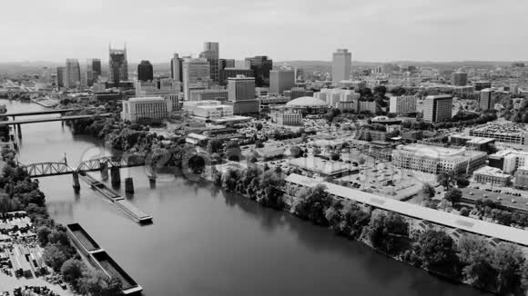田纳西州纳什维尔市中心天际线建筑坎伯兰河视频的预览图