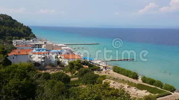 卡利西亚海滩全景哈尔基迪基希腊2016年夏天视频的预览图