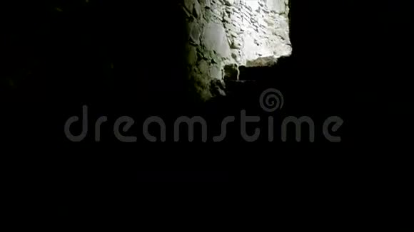 中世纪的老地下或地下室视频的预览图