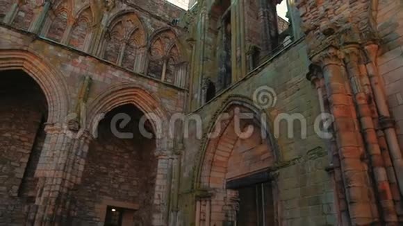 英国爱丁堡圣路德修道院遗址特写视频的预览图