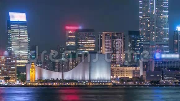 香港文化中心墙上有彩色的灯光投影视频的预览图