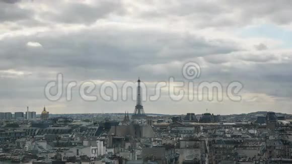 巴黎上空乌云密布的时代视频的预览图