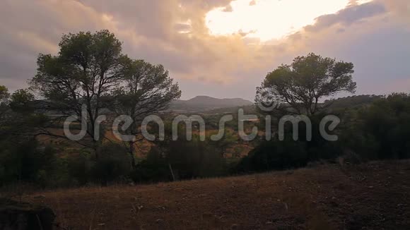 卡拉门迪亚郊区西班牙的夜空视频的预览图