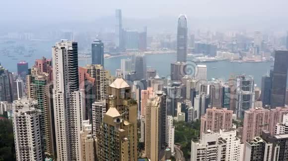 香港维多利亚峰的空中镜头视频的预览图
