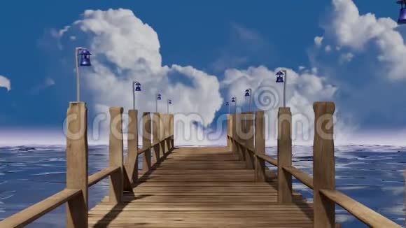 木制码头飞越蓝色的海洋快速的白云时间流逝视频的预览图