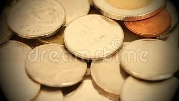 泰铢硬币背景视频的预览图