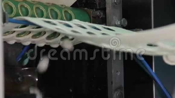 工厂饺子造型机俄罗斯生产特写视频的预览图