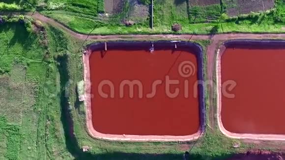 乌克兰KryvyiRih的红湖空中照片视频的预览图