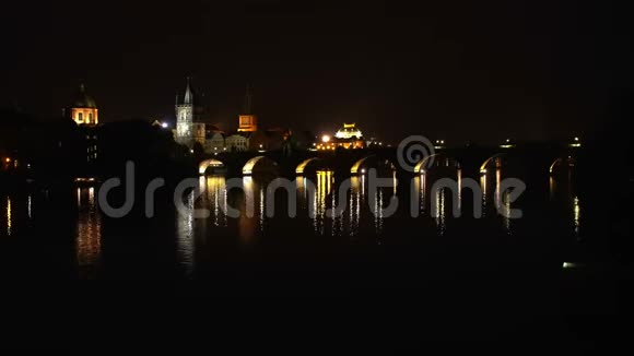 布拉格城市夜景视频的预览图
