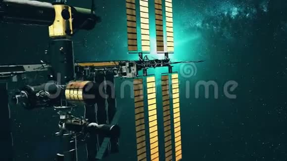 从星利关闭国际空间站充电太阳能电池板视频的预览图