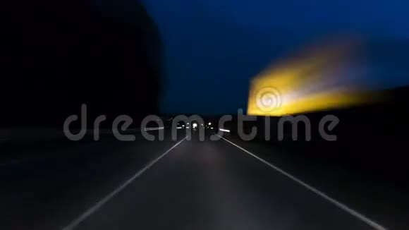 德国的乡村公路在夜间视频的预览图
