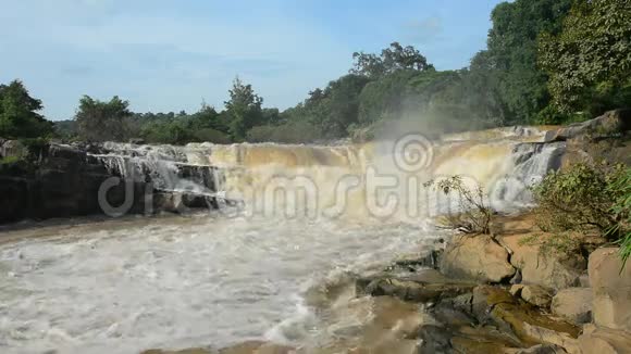 开恩歌瀑泰国菲萨努洛克省的自然旅游景点视频的预览图