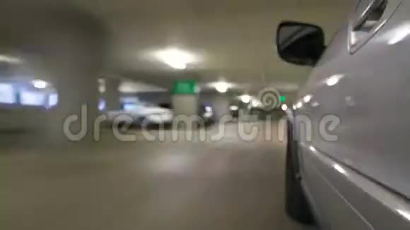 停车库行车时间缩短视频的预览图