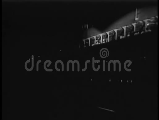 40年代从洛杉矶港出发的游轮视频的预览图