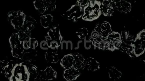 油性黑色物质形态回路视频的预览图