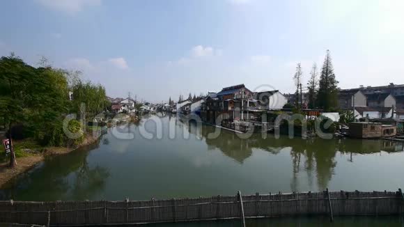 中国朱家角水镇中国传统民居视频的预览图