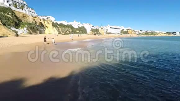 奥布菲耶拉海岸视频的预览图