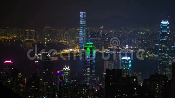 晚上浏览香港视频的预览图