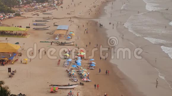 美丽的阿拉姆波海滩景观果阿州印度视频的预览图