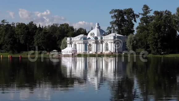 美丽的白色宫殿视频的预览图