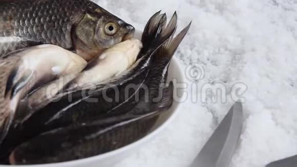 咸味的生鱼健康饮食成分视频的预览图