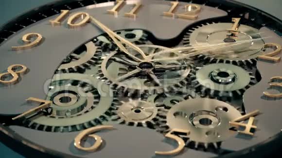 时钟与齿轮旋转时间推移视频的预览图