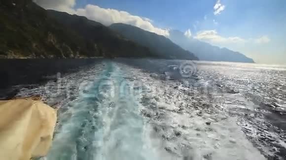从渡轮上俯瞰地中海希腊哈尔基迪基圣山Athos视频的预览图
