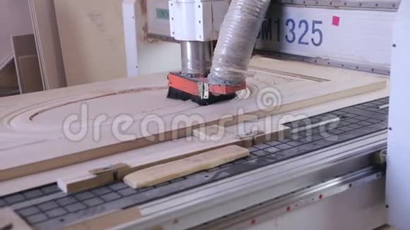 木工数控机床木门生产自动化生产线视频的预览图