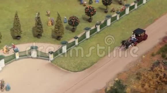 皇家马车抵达皇宫视频的预览图