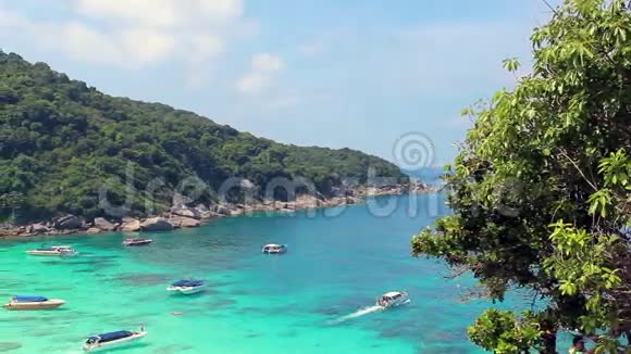 美丽舒适的安达曼海海湾泰国视频的预览图