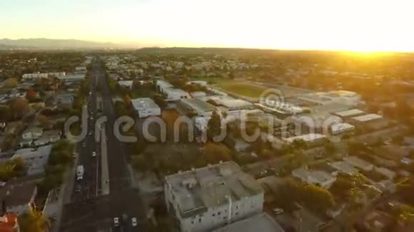 洛杉矶空中威尼斯大道日出视频的预览图