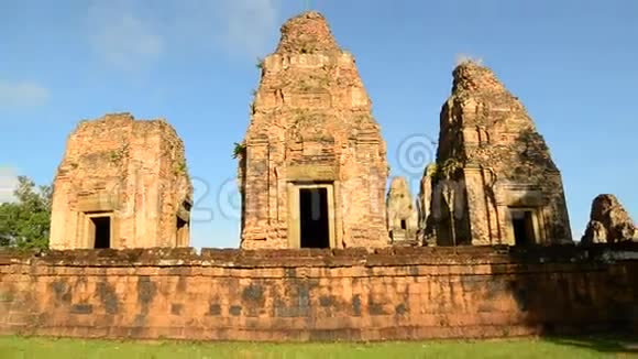 早上从战神庙中变焦柬埔寨吴哥窟视频的预览图