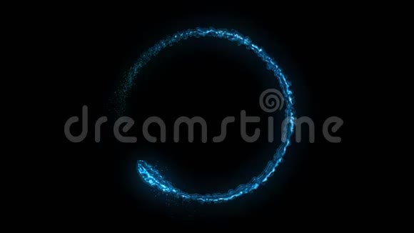水滴溅出蓝色液的形式黑色背景上的水滴现实的纯液滴循环动画视频的预览图