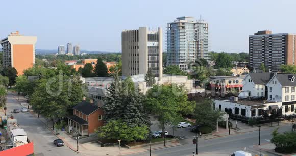 加拿大伯灵顿市中心景观4K视频的预览图