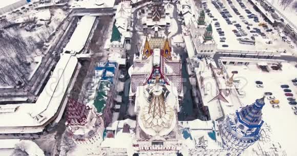 伊兹梅洛沃克里姆林宫空中冬季无人机视频的预览图