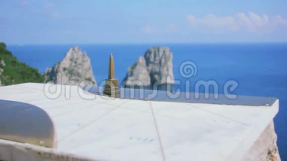 卡布里意大利迷你方尖碑在焦点视频的预览图