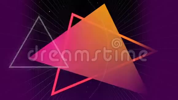 三个不同的三角形一次爆炸装满了橙色最后一次是空的视频的预览图