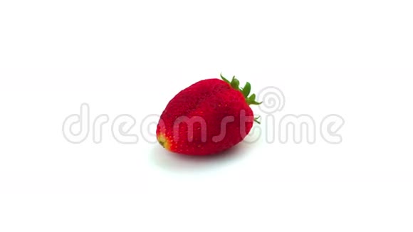 白色背景上的草莓视频的预览图