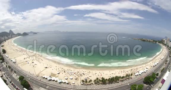 全景Fisheye景观Copacabana海滩视频的预览图