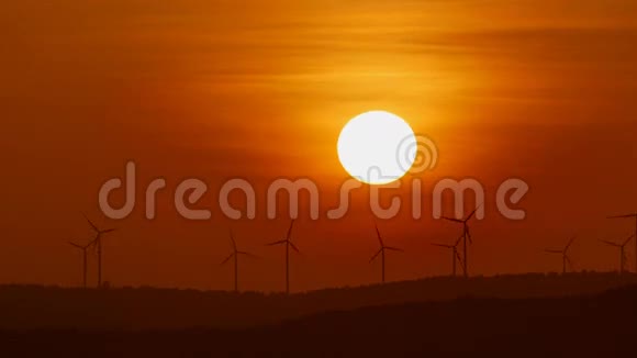 电动风力涡轮机农场视频的预览图